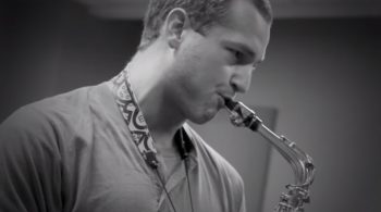 Saxophonist, biology major Schefkind first student to headline Jazz at Holmes